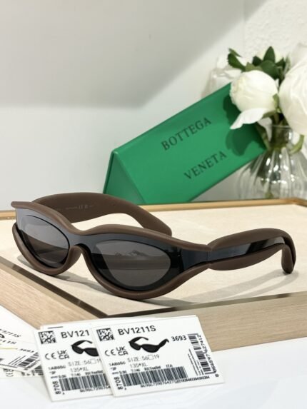 Bottega Veneta Model: BV1211S Size: 56-19-135 New Element Play-Doh Glasses Soft and extremely comfortable