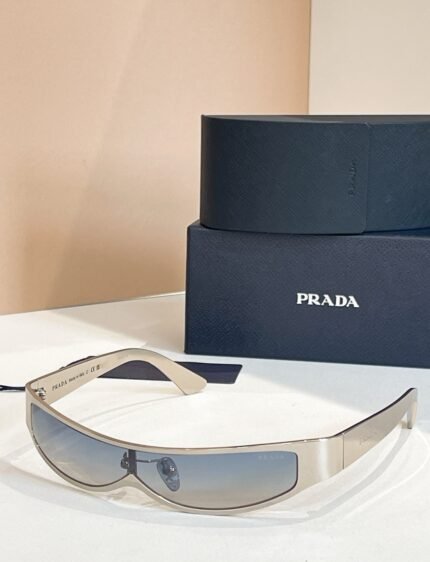 PRADASunglasses